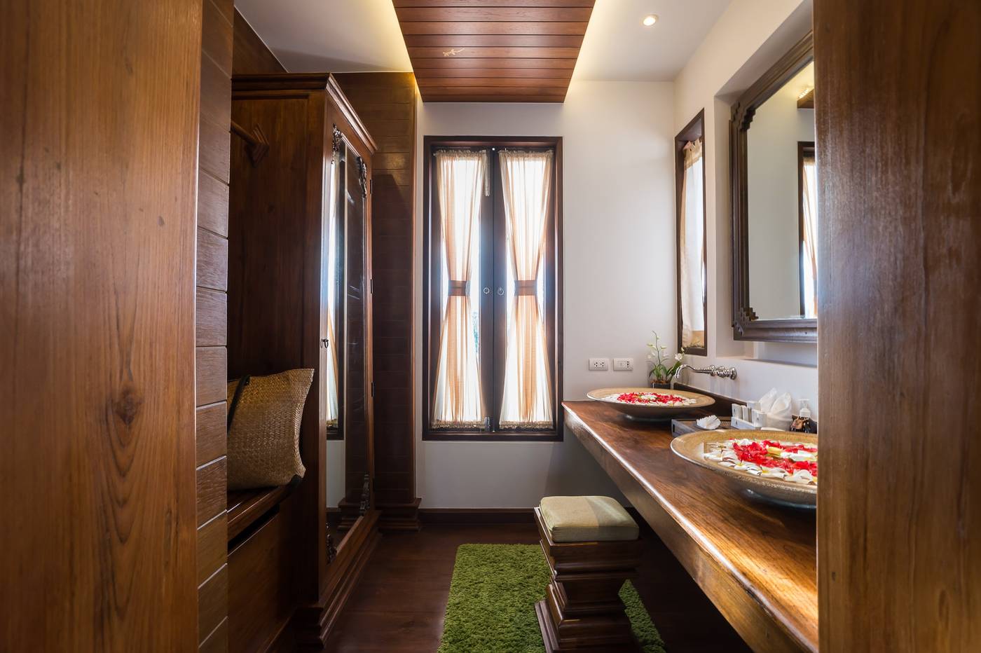 Royal-Muang-Samui-Villas-Room-30