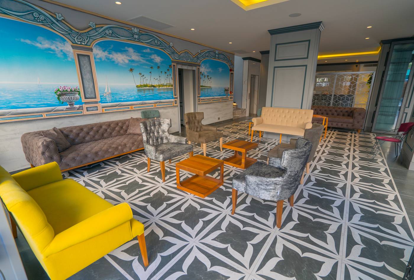 Marmaris-Beach-Hotel-Lobby-34