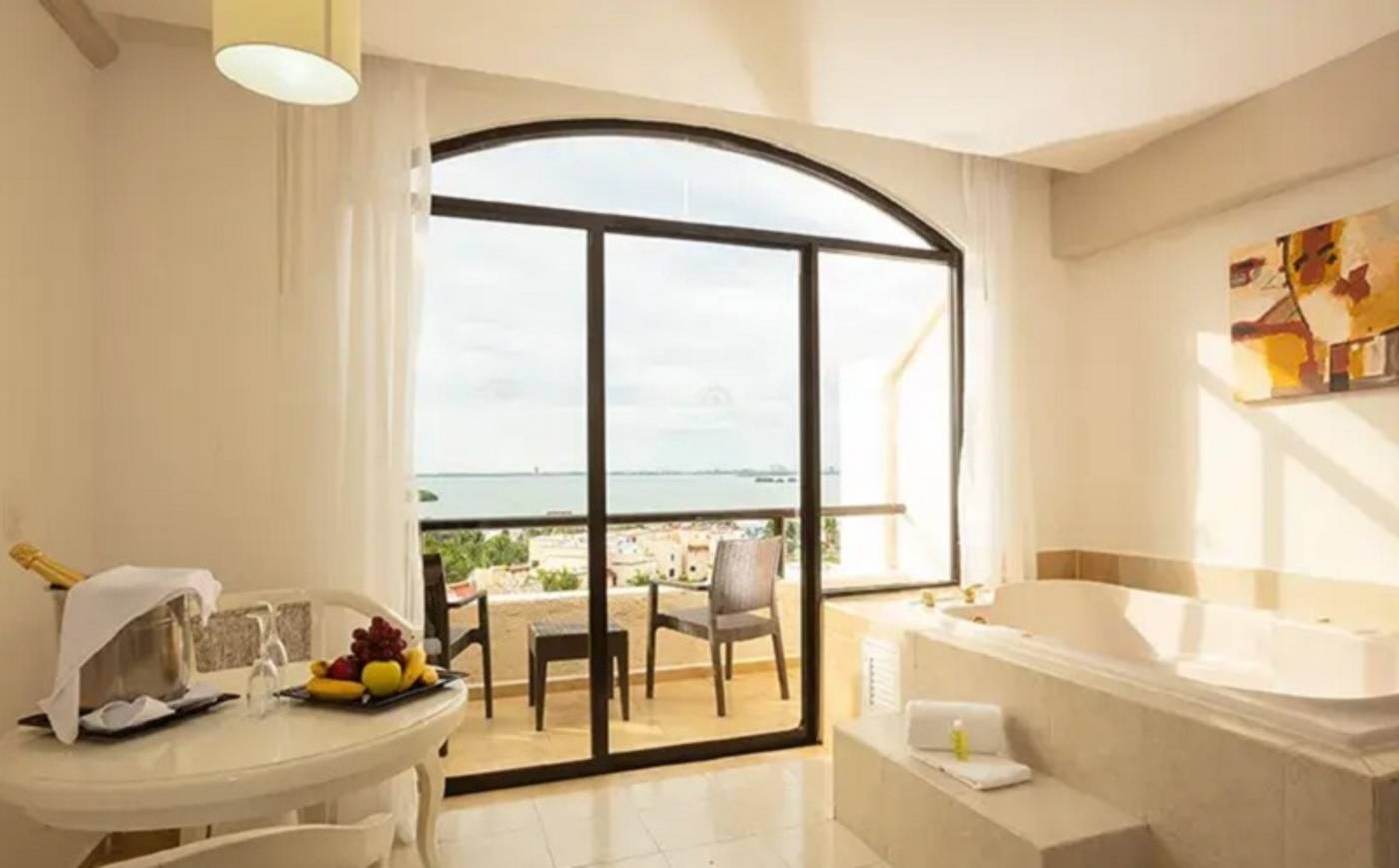 Golden-Parnassus-Resort--Adults-Only-All-Inclusive-Room-24