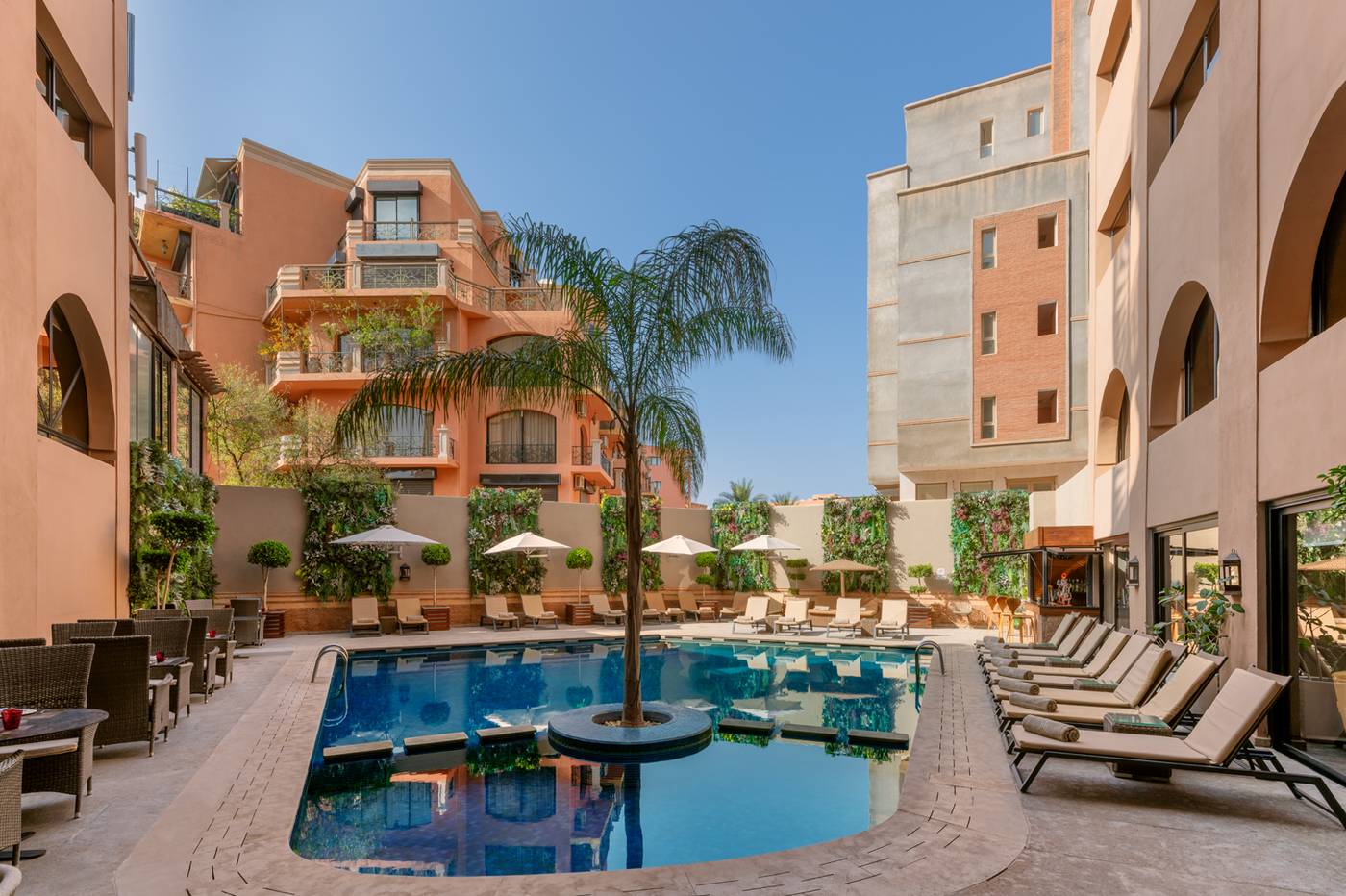 Hivernage-Hotel---Spa-Pool-2