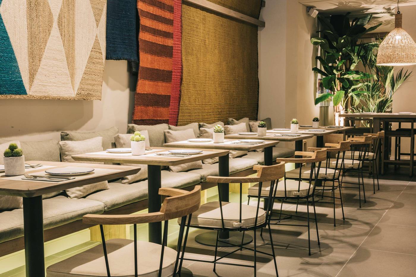 NH-Madrid-Balboa-Restaurant-17