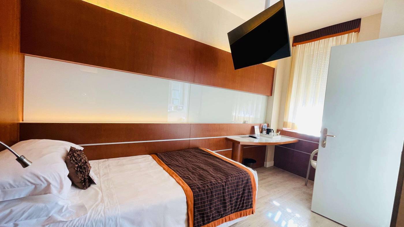 Best-Western-Hotel-Madison-Room-38