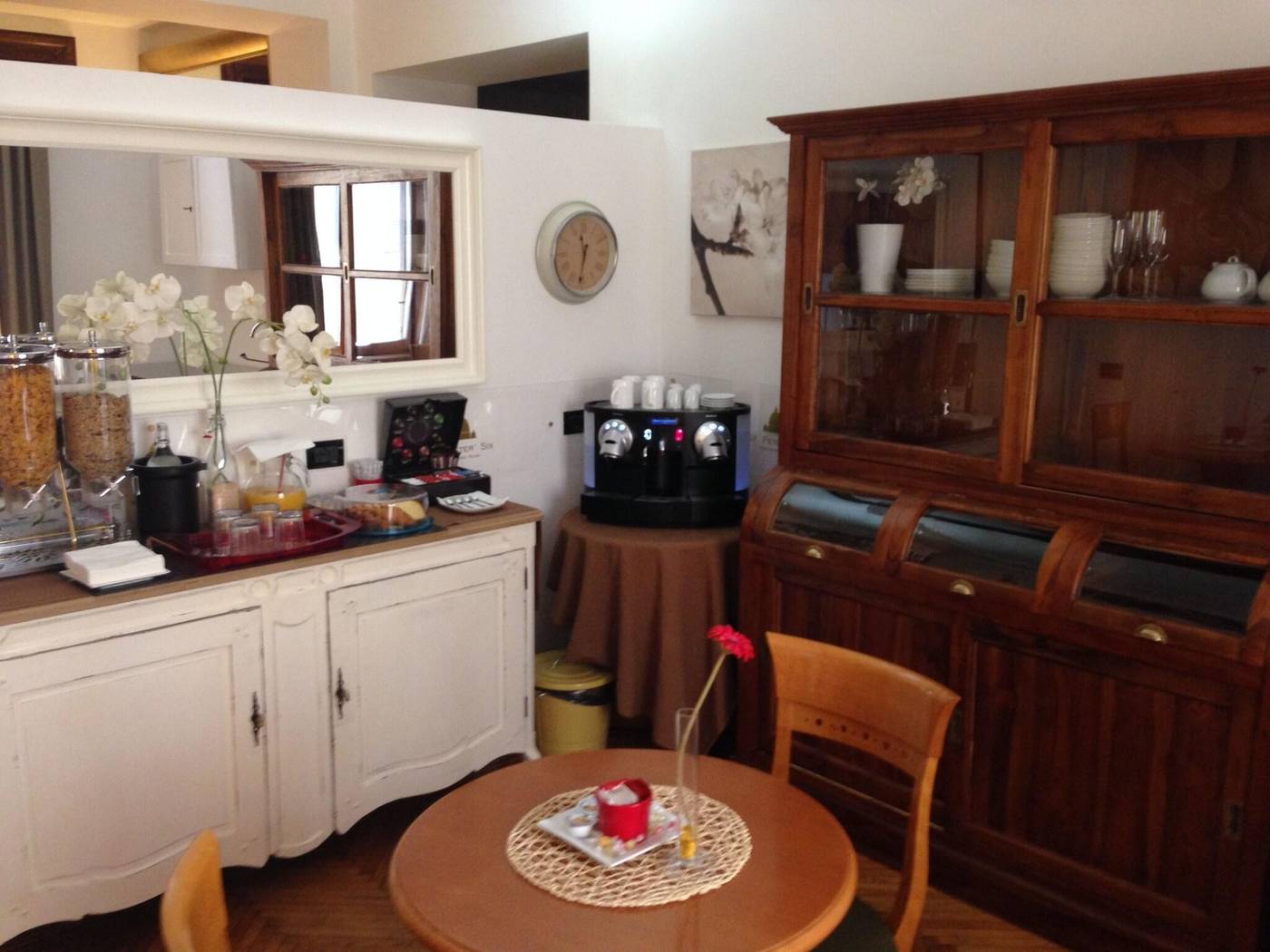 St-Peter-Six-Guest-House-Bar-6