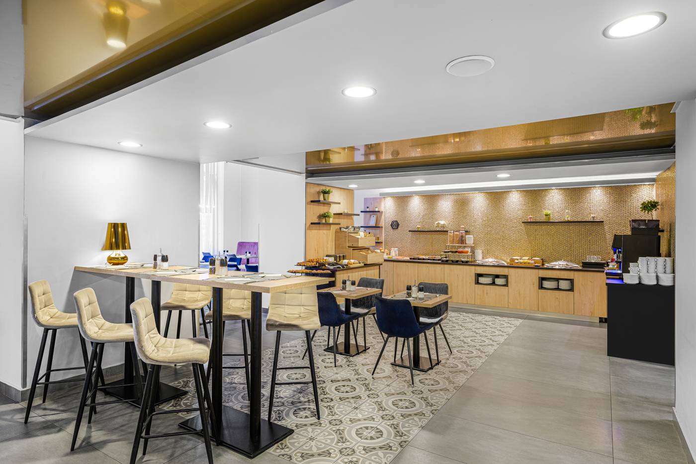 Hotel-12-Revay-Hotel-Restaurant-10