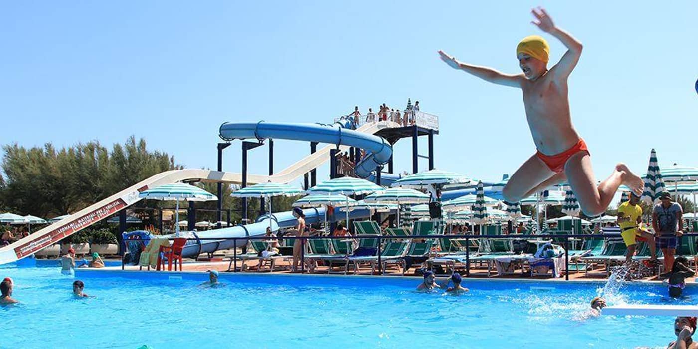 La-Isla-Resort-Pool-1