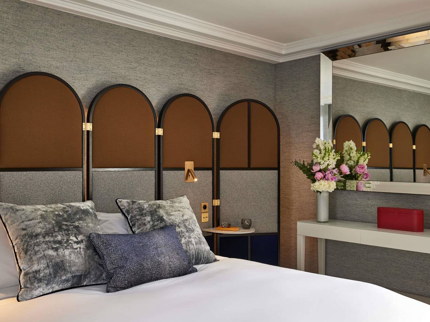 Baltimore-Paris-Room-42