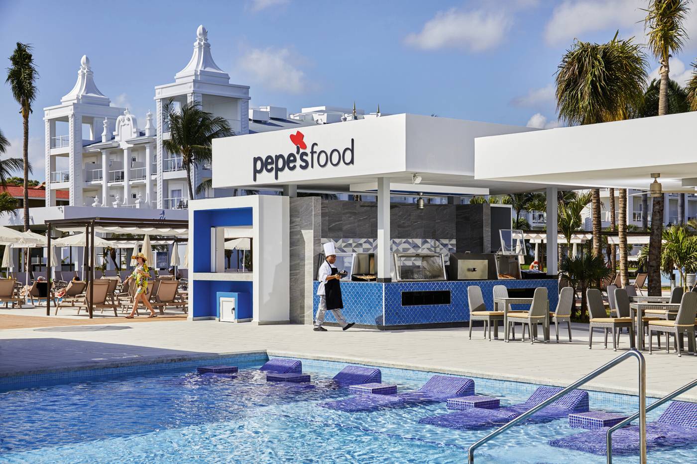 Riu-Palace-Riviera-Maya-All-Inclusive-Pool-19