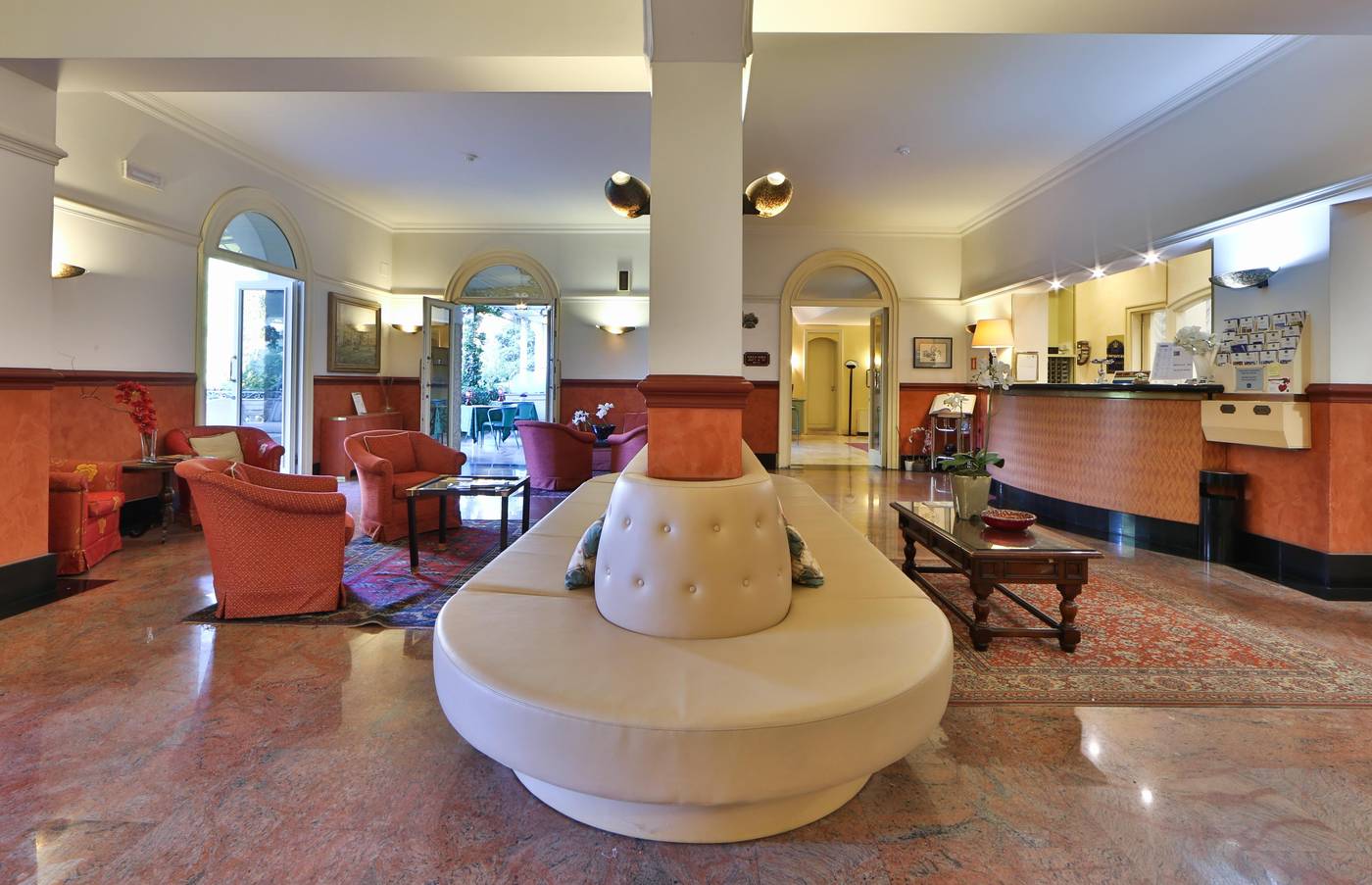 Hotel-Biasutti-Lobby-12