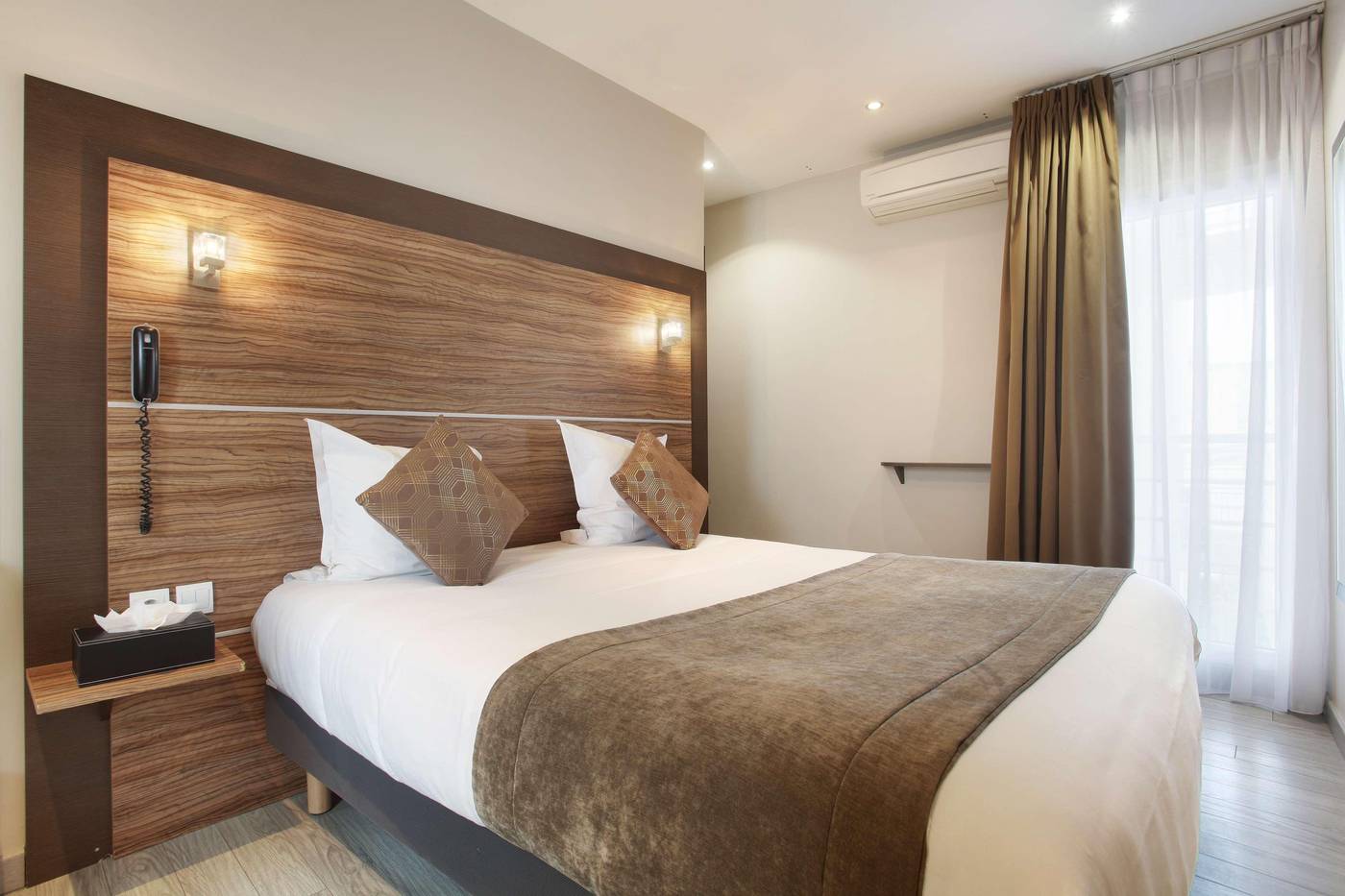 Qualys-Hotel-Apolonia-Mouffetard-Paris-5-Room-24