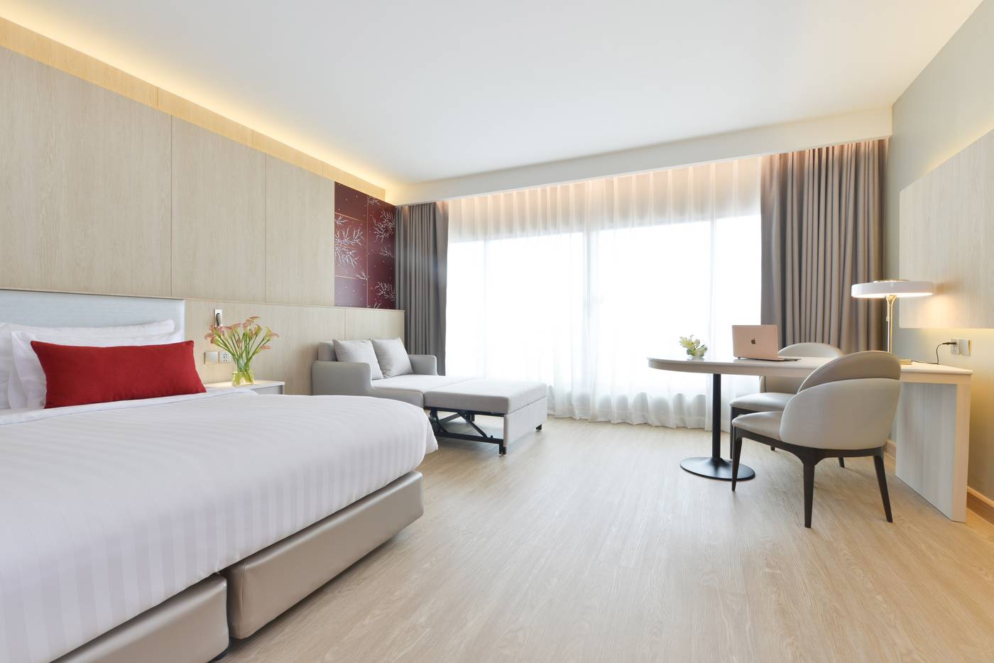 Centre-Point-Plus-Hotel-Pratunam-Room-19