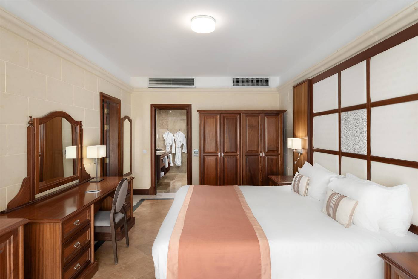 Kempinski-Hotel-San-Lawrenz-Room-35