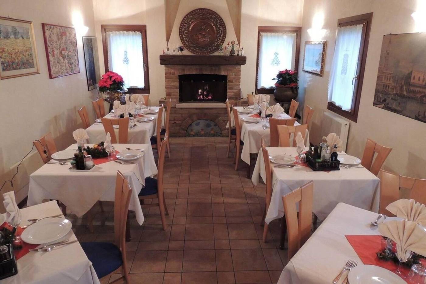 Country-House-Country-Club-Restaurant-14