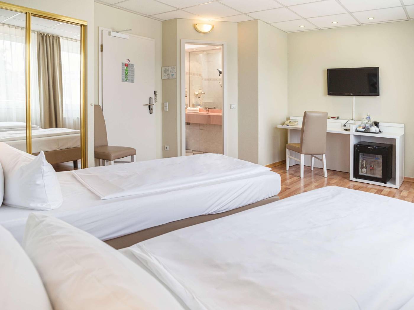 Hotel-am-Schloss-Koepenick-Berlin-by-Golden-Tulip-Room-11