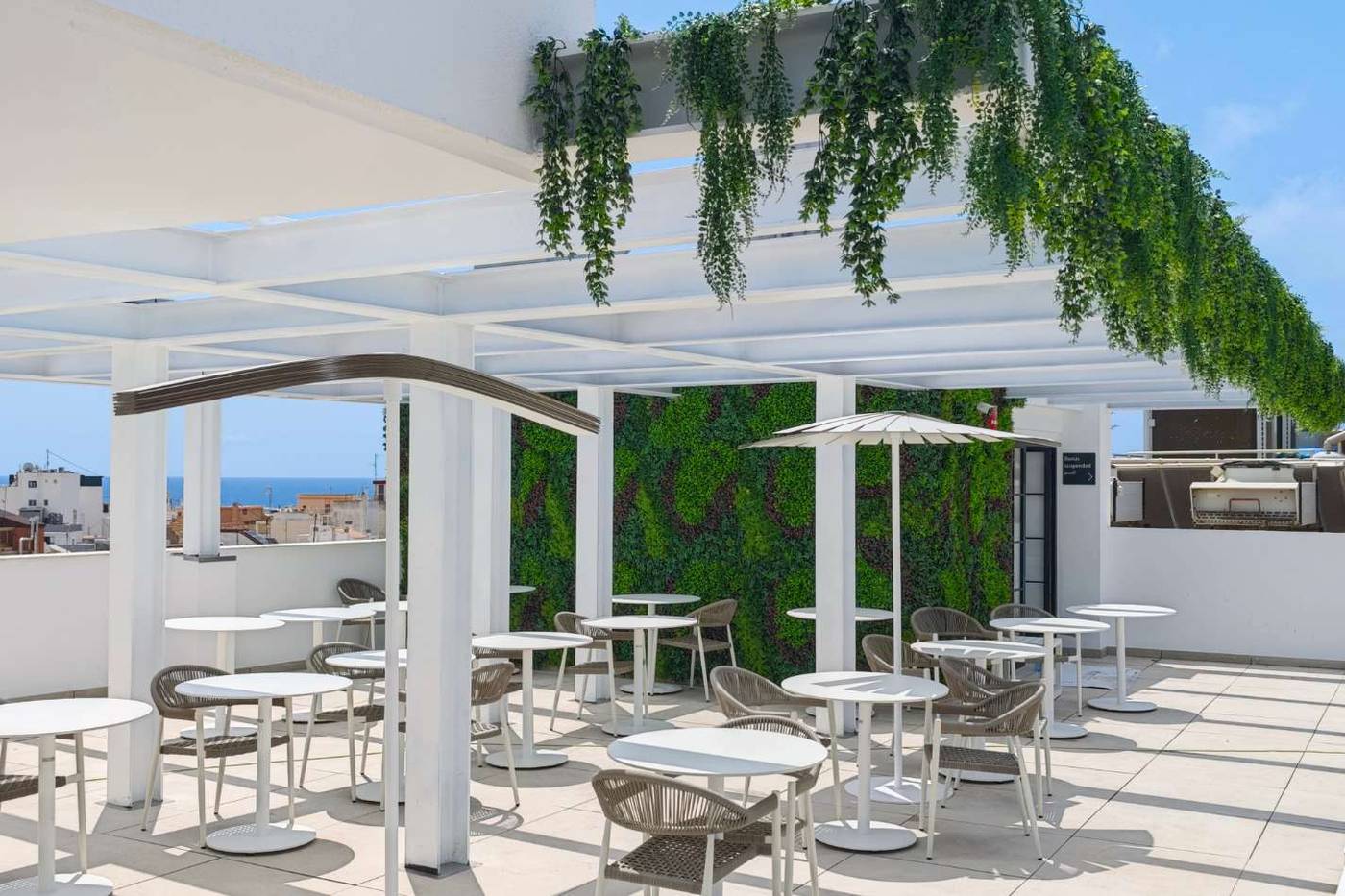 22.07.25 Villa Espana