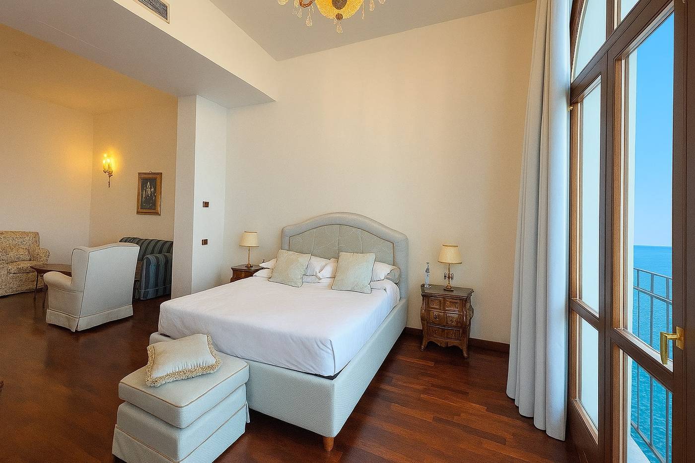 Europa-Palace-Room-24