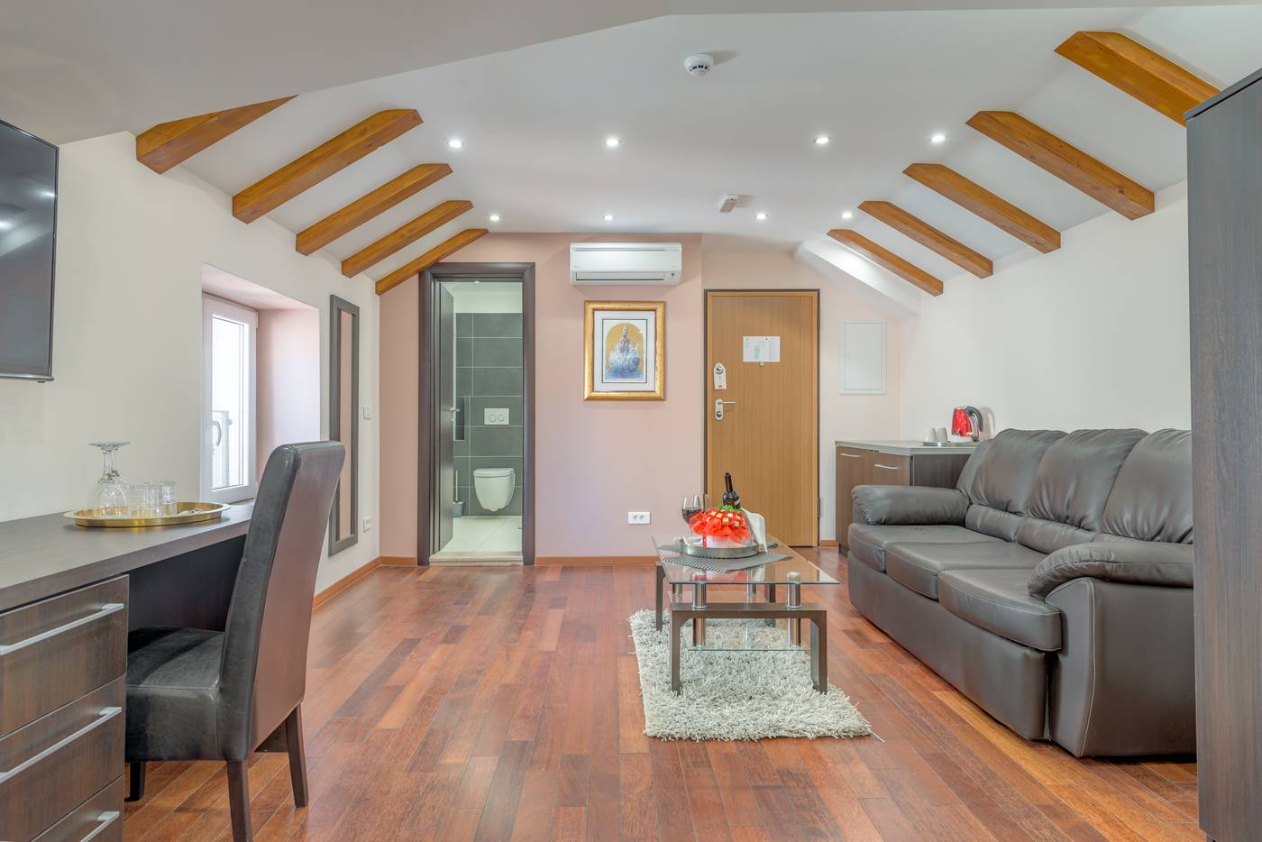 Palace-Suites-Heritage-hotel---Adults-Only-Room-13