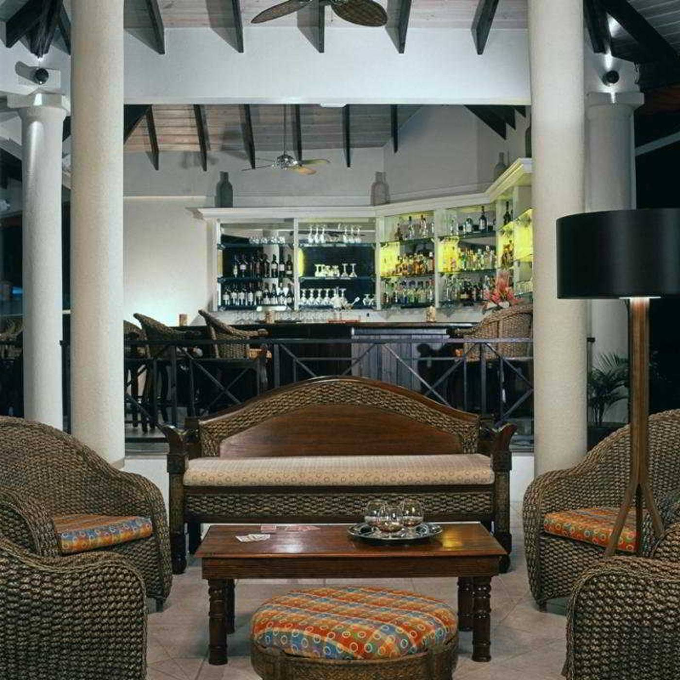 Coyaba-Beach-Resort-Bar-30