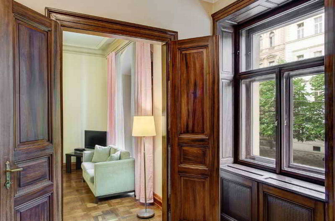 The-Art-House-Room-5