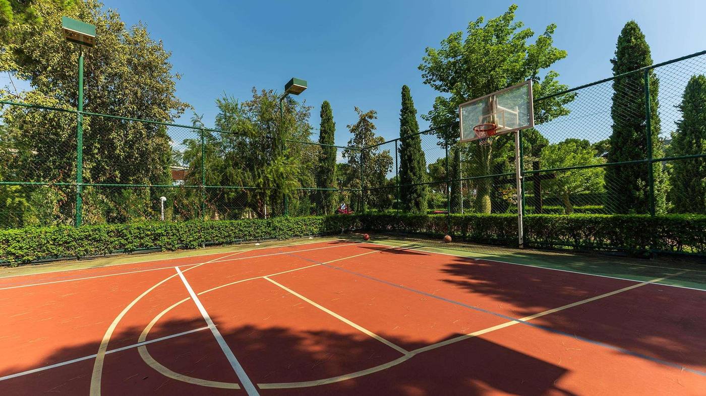 Gloria-Serenity-Resort-Sports-and-Entertainment-89