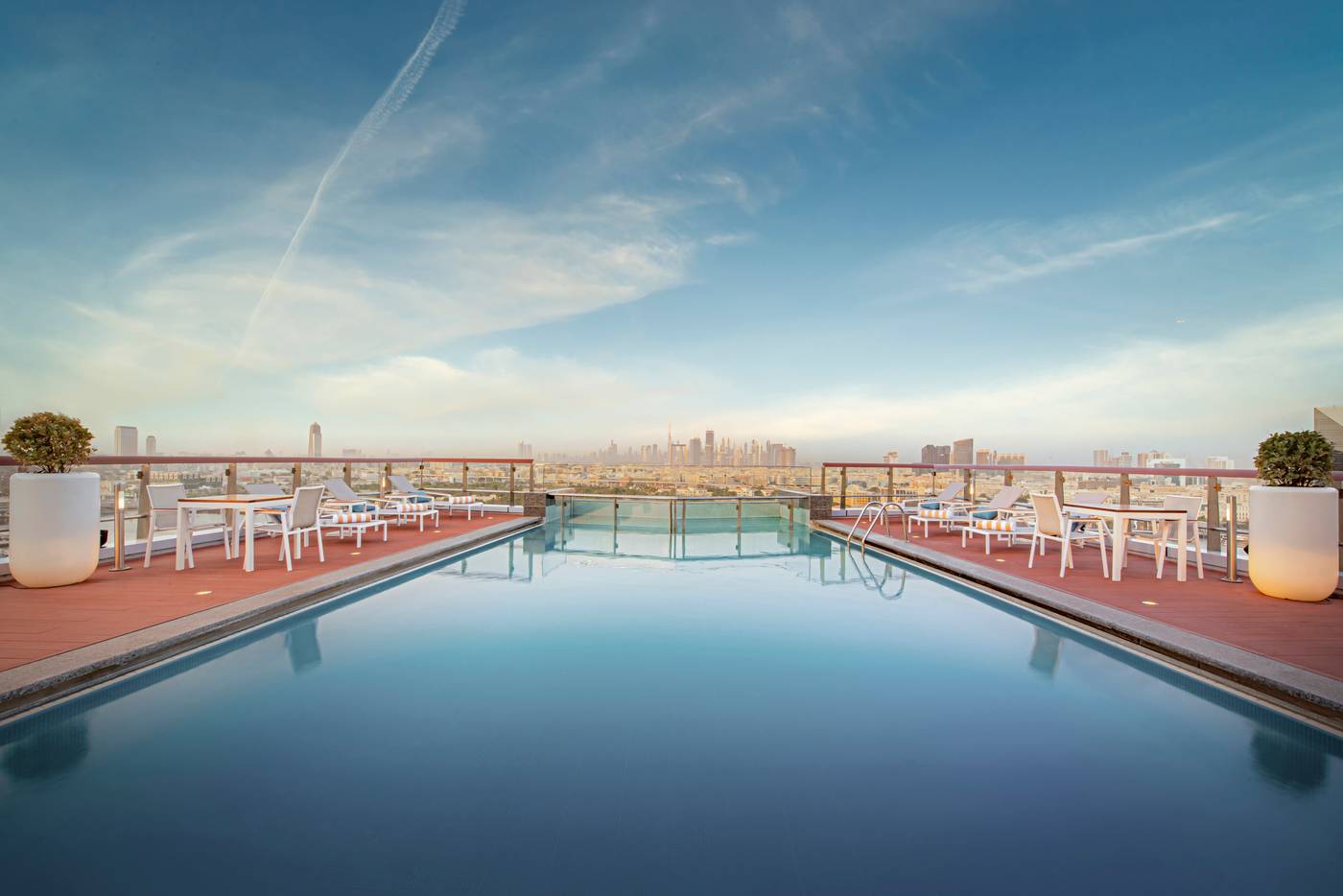 Hilton-Dubai-Creek-Pool-3