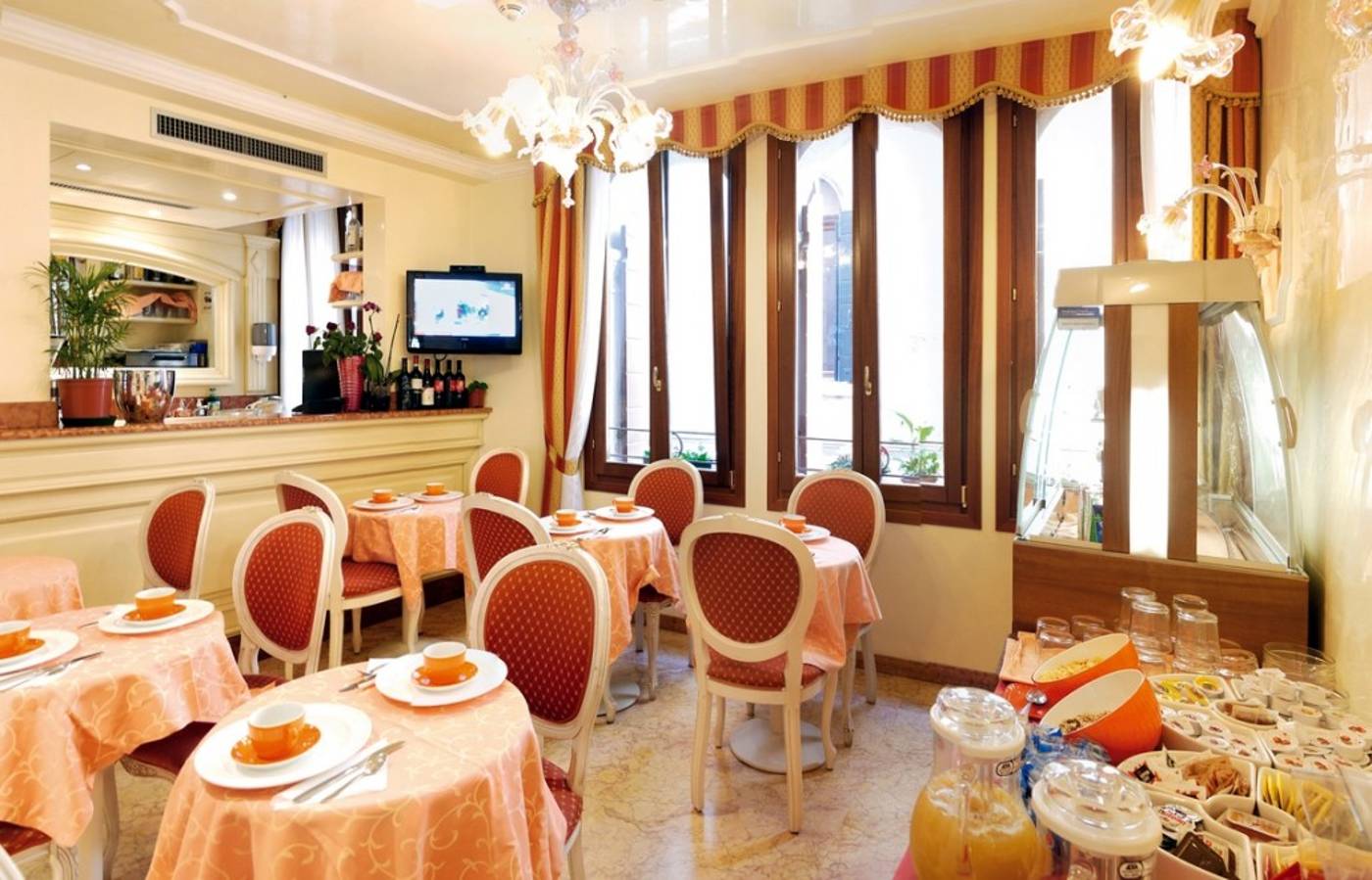 Hotel-San-Luca-Restaurant-28