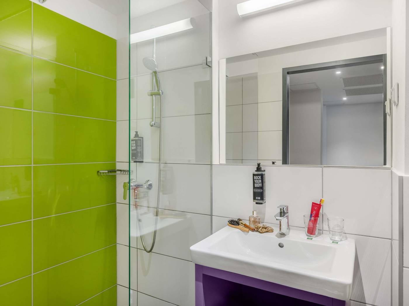 ibis-Styles-Budapest-Airport-Room-34