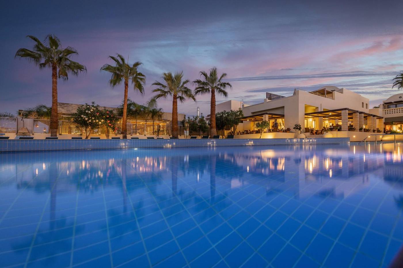 Santa-Marina-Plaza-Pool-7