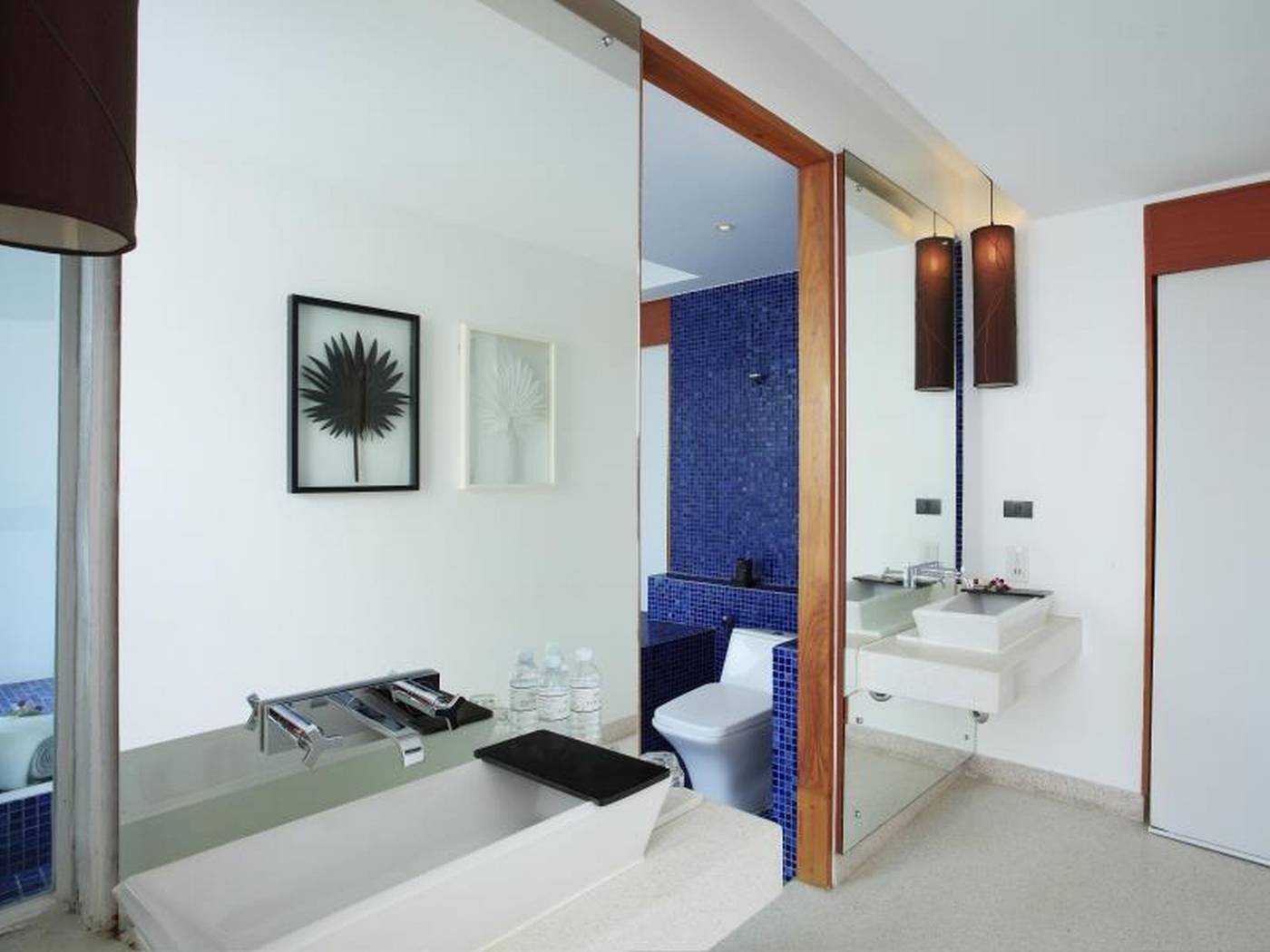 La-Flora-Resort-and-Spa-Patong-Room-36