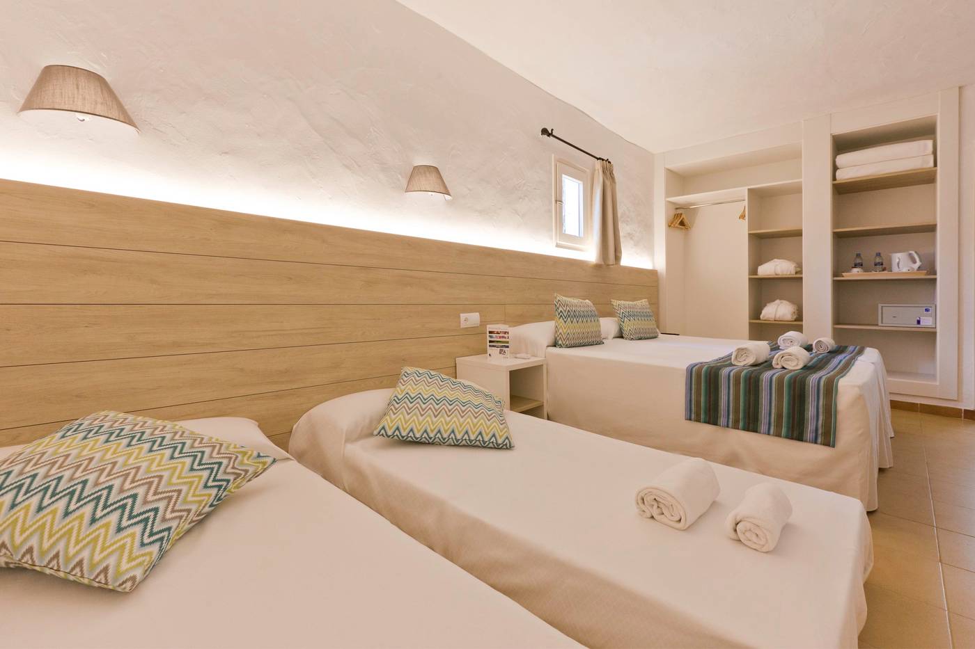 Azuline-Club-Cala-Martina-Ibiza-Room-74