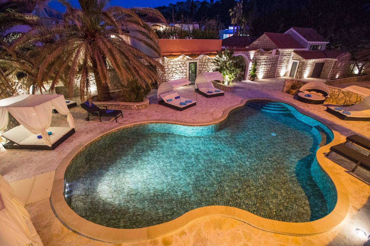 Villa-Diamond-Pool-6