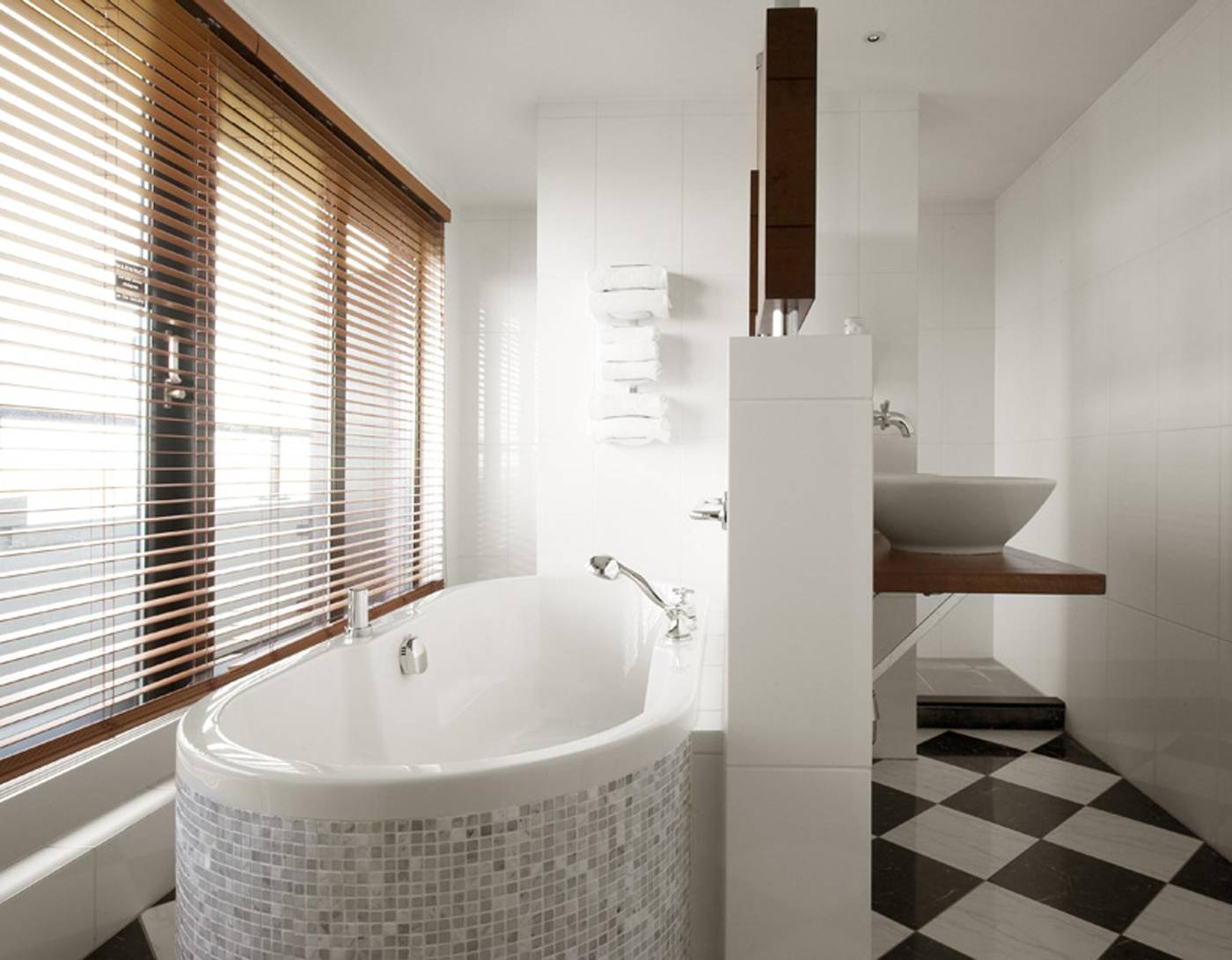 Courtyard-Amsterdam-Airport-Room-43