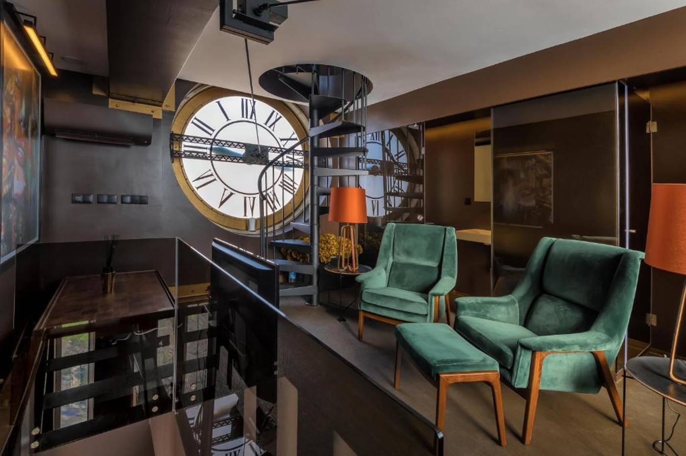 Lisbon-Five-Stars-Apartments-8-Building-Room-12