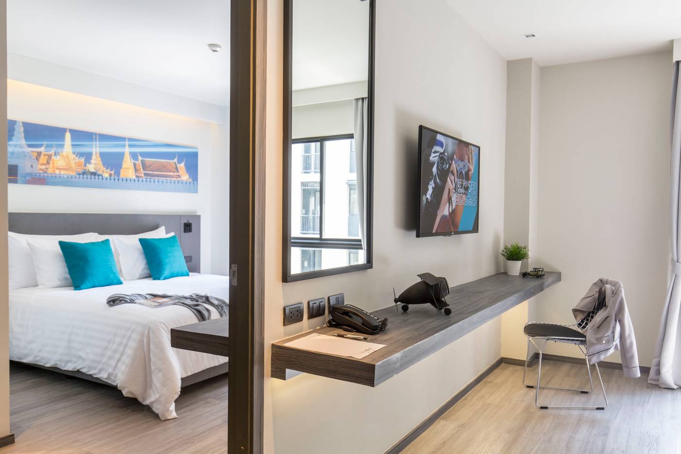 Cross-Vibe-Bangkok-Sukhumvit-Room-26