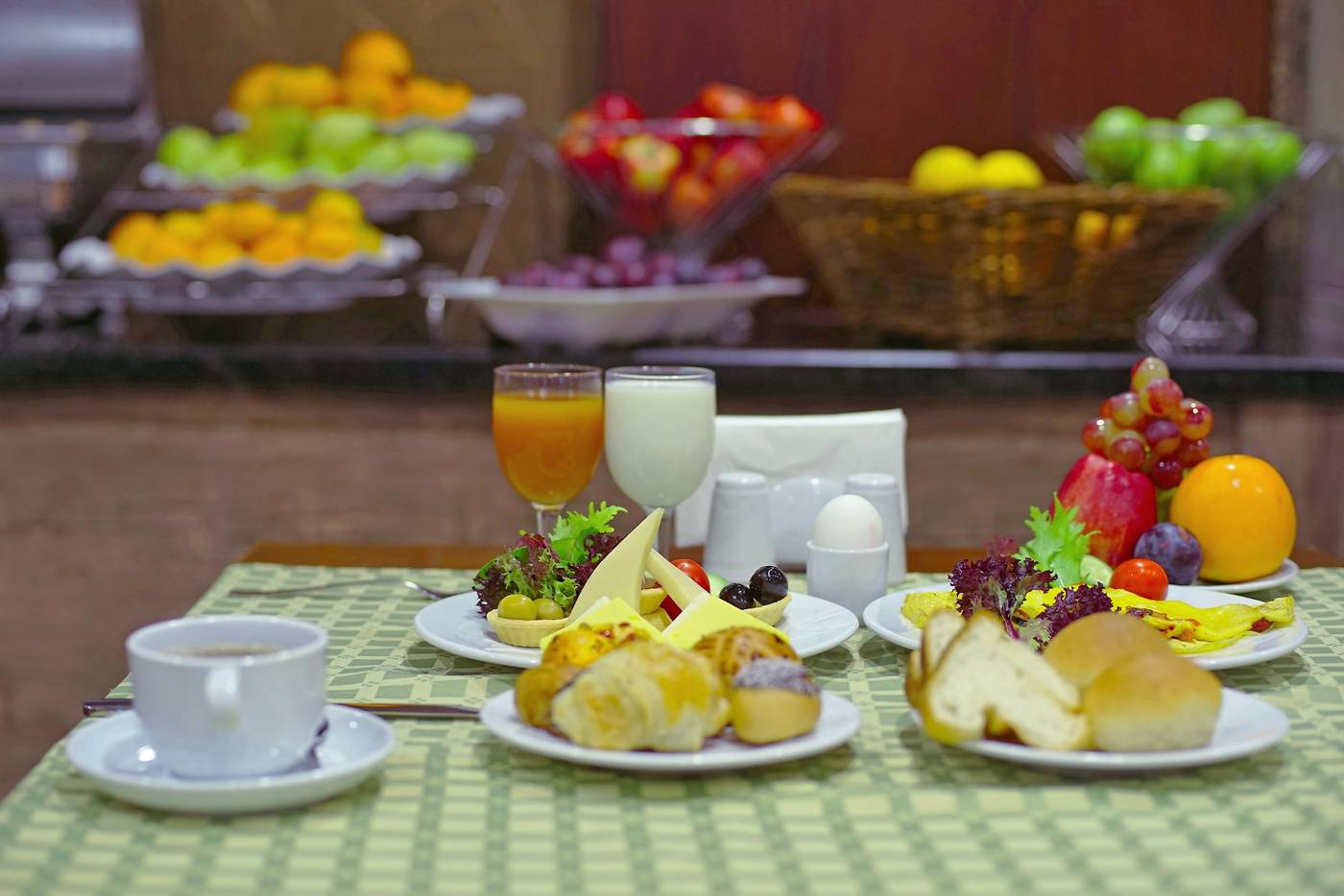 The-Green-Park-Hotel-Merter-Restaurant-25