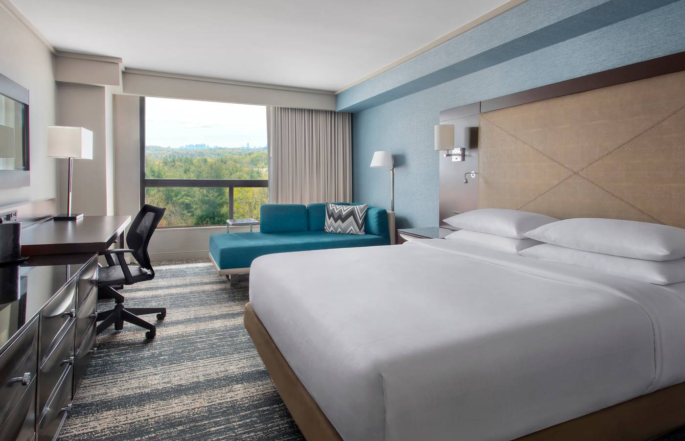 Boston-Marriott-Burlington-Room-7