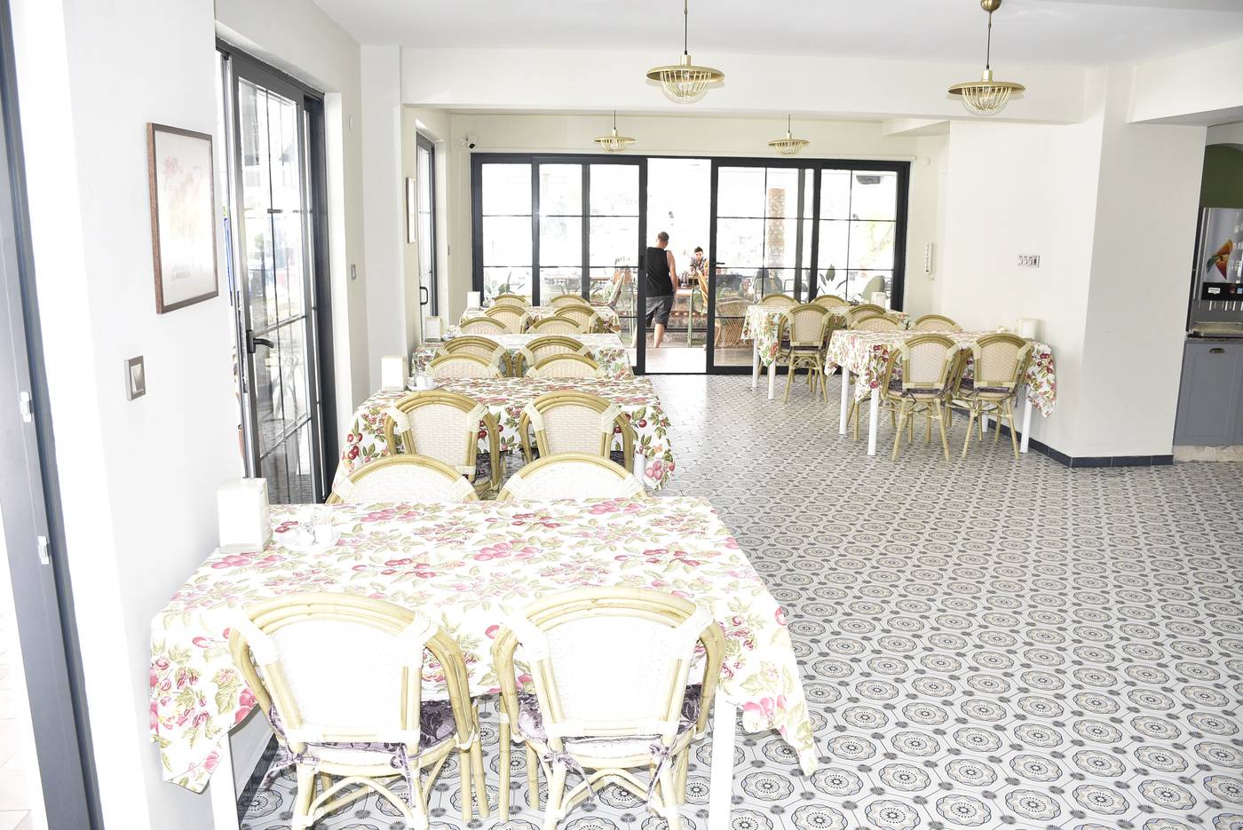 Magic-Tulip-Hotel-General-view-23