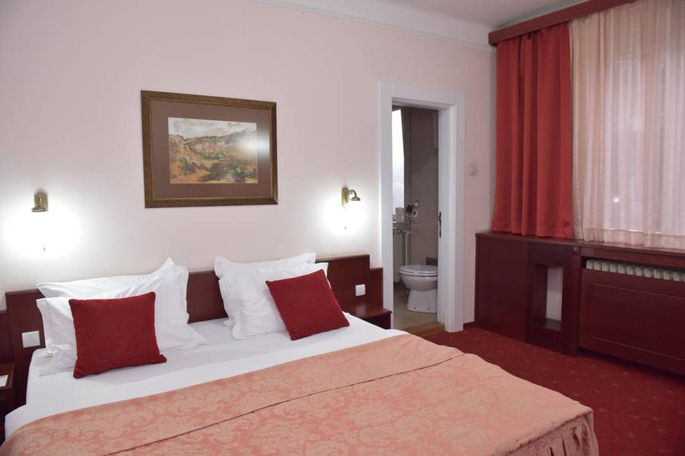 Palace Hotel-Serbia-BELGRAD-Room-10