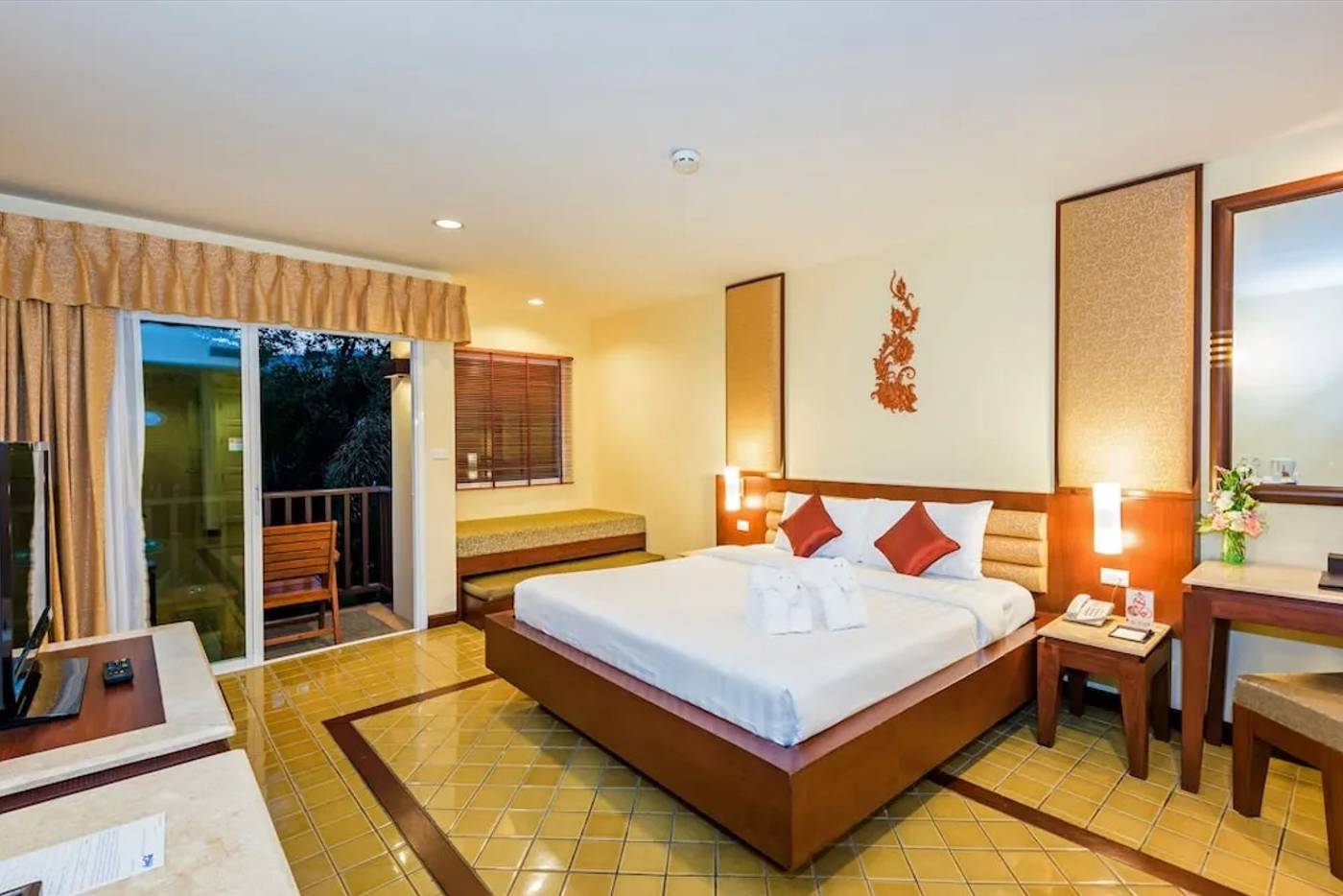 Duangjitt-Resort-Room-49