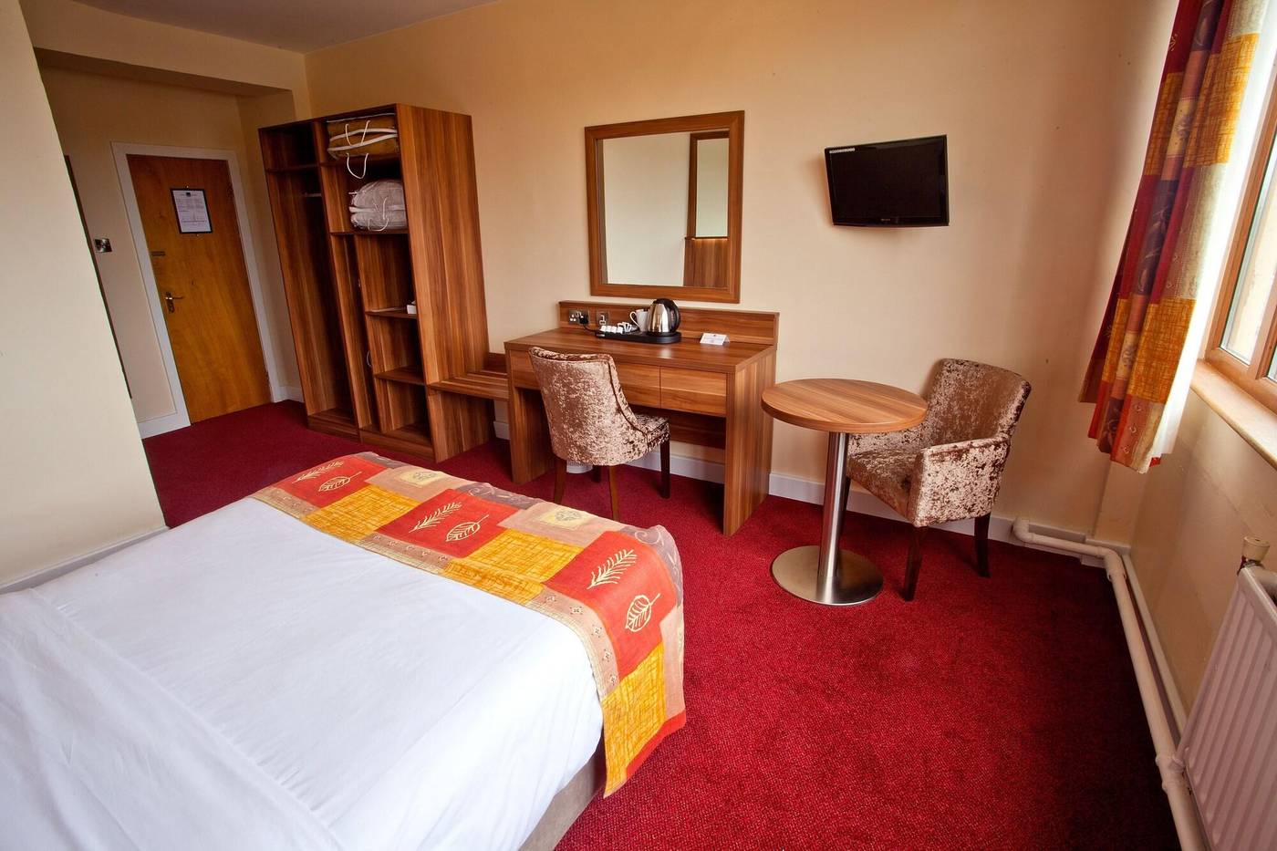 West-County-Hotel-Room-3
