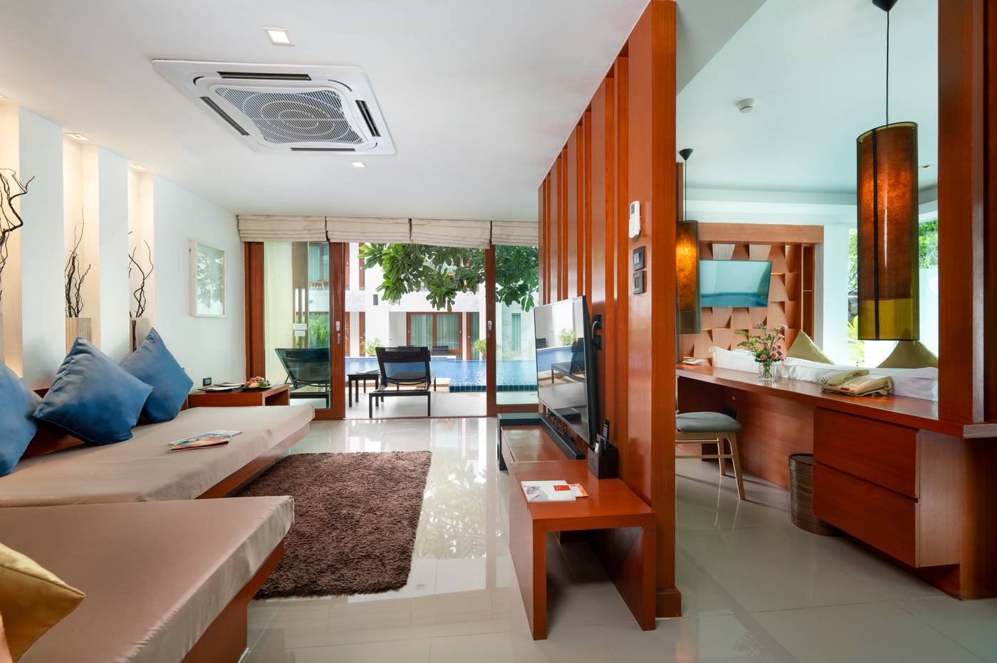 La-Flora-Resort-and-Spa-Patong-Room-31