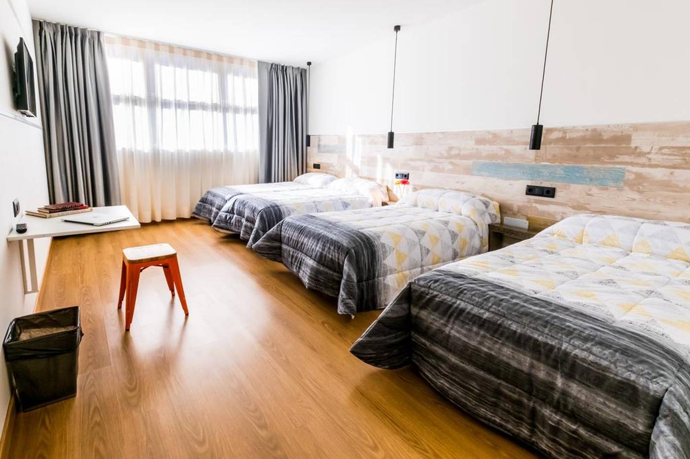 Far-Home-Bernabeu-Room-44