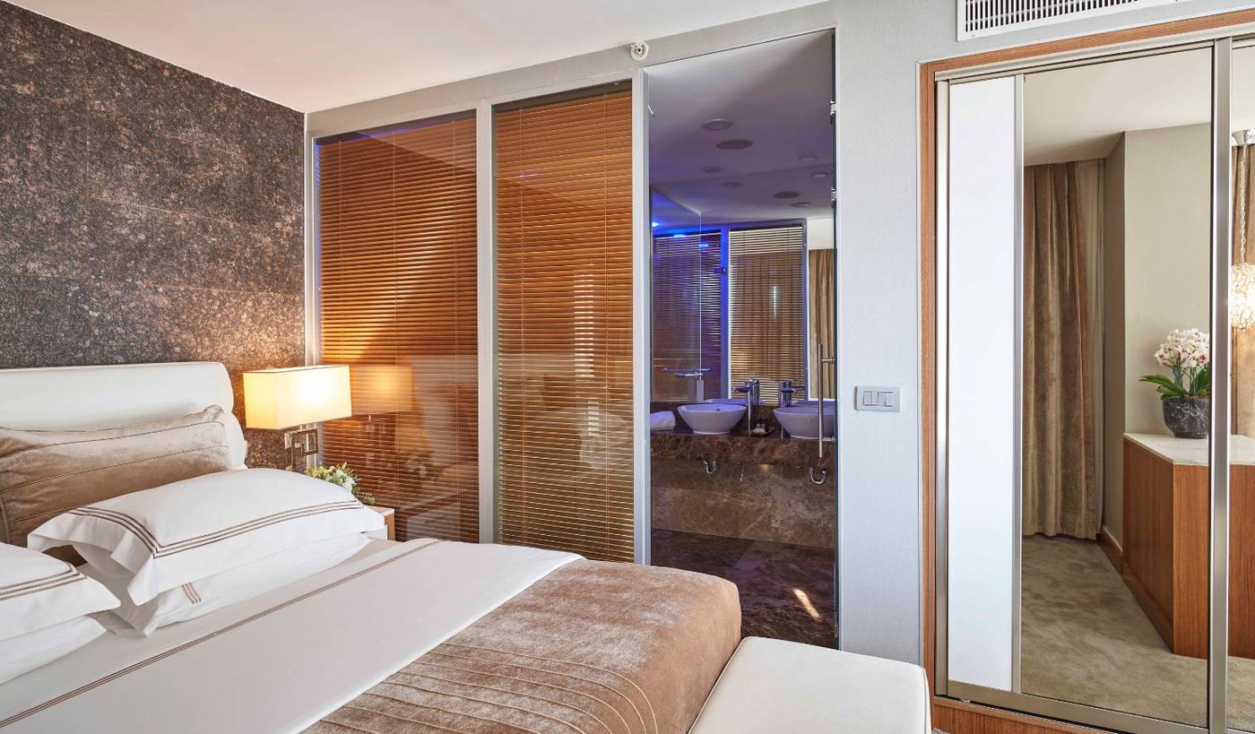 Richmond-Istanbul-Room-32