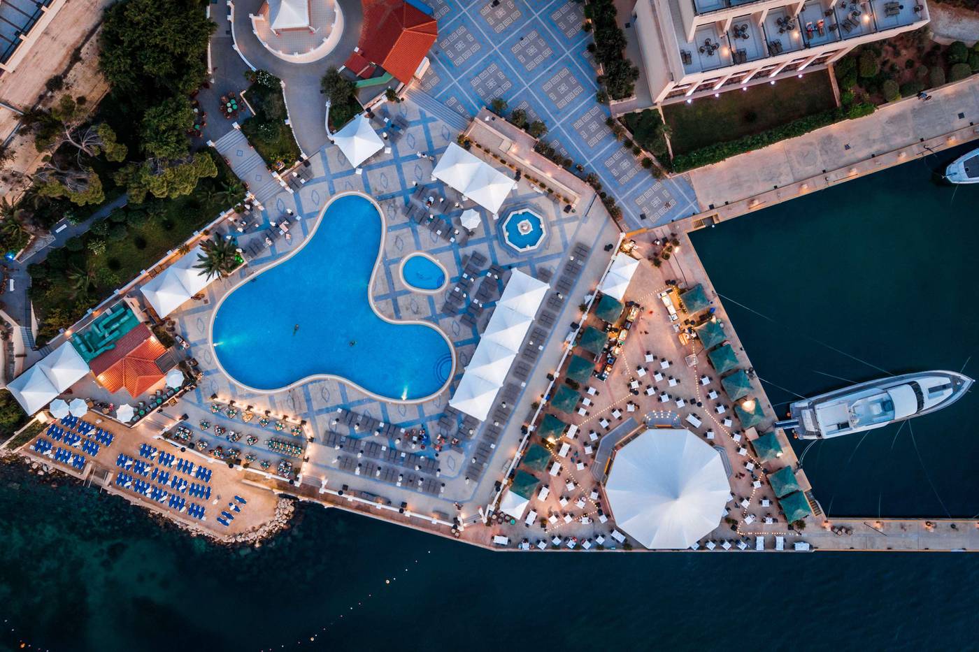 Excelsior-Grand-Hotel-General-view-4