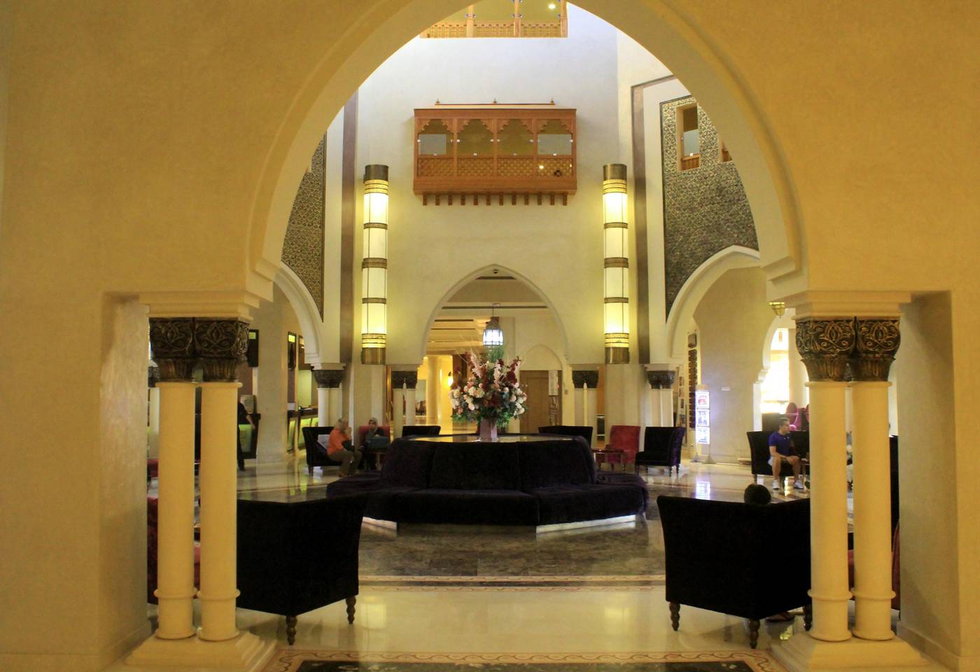 Palm-Plaza-Hotel---Spa-Lobby-58