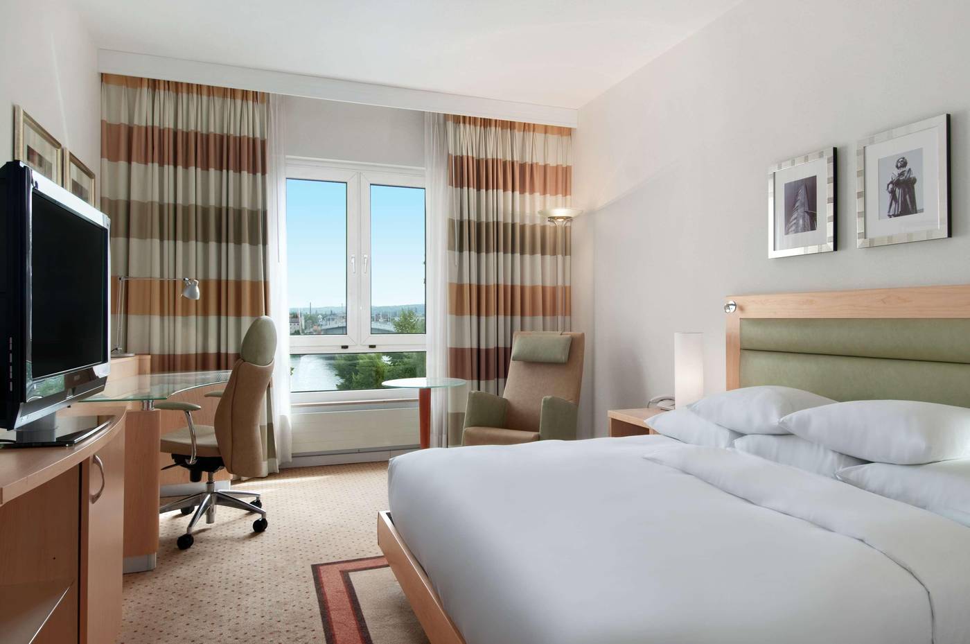 Dorint-Hotel-Bonn-Room-18