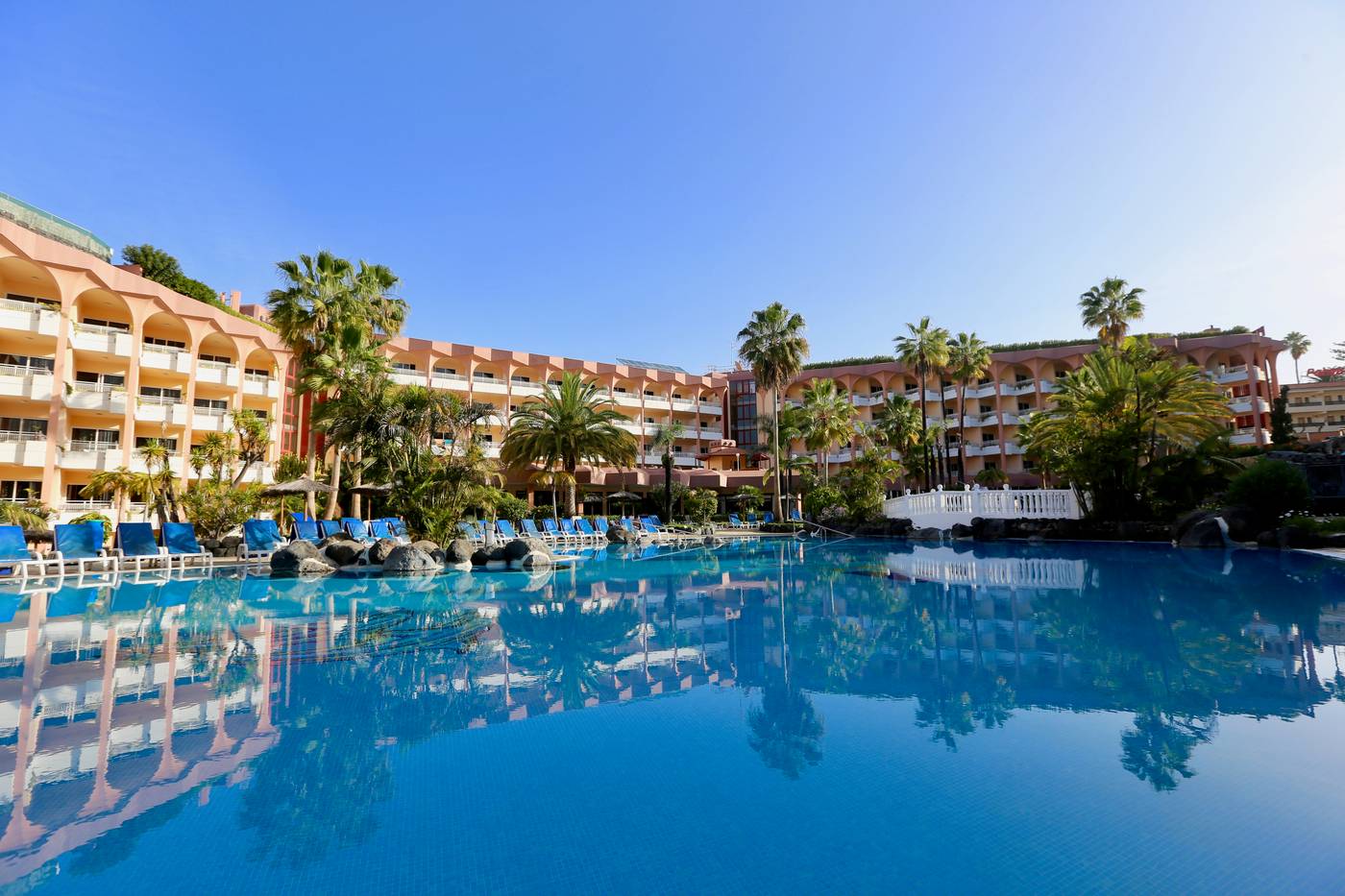 Hotel Puerto Palace Puerto de la Cruz Tenerife On The Beach