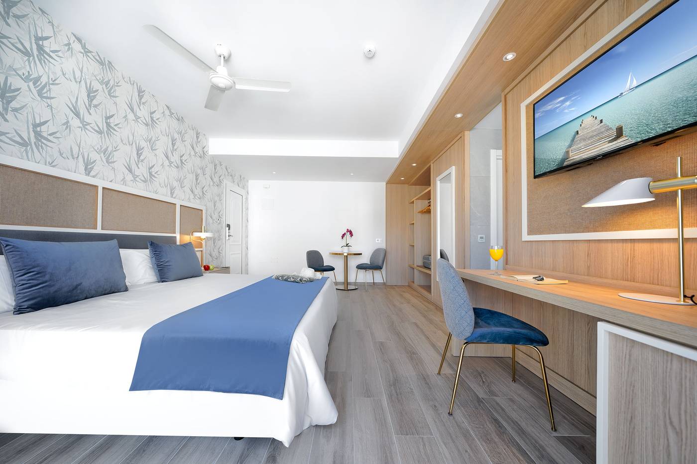 Broncemar-Beach-Room-19