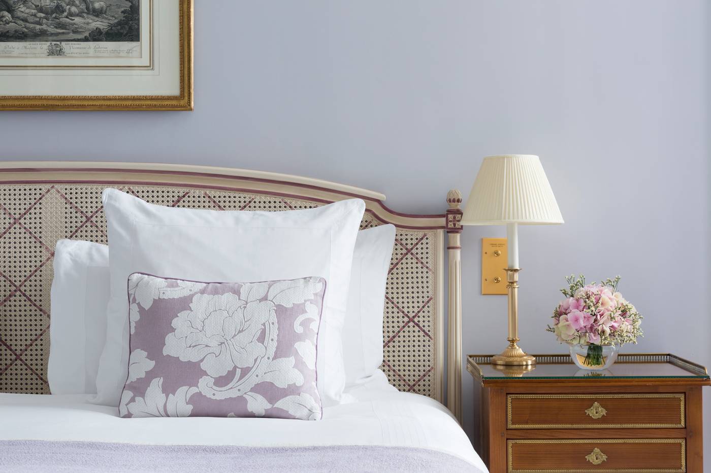 Le-Bristol-Paris-Room-44