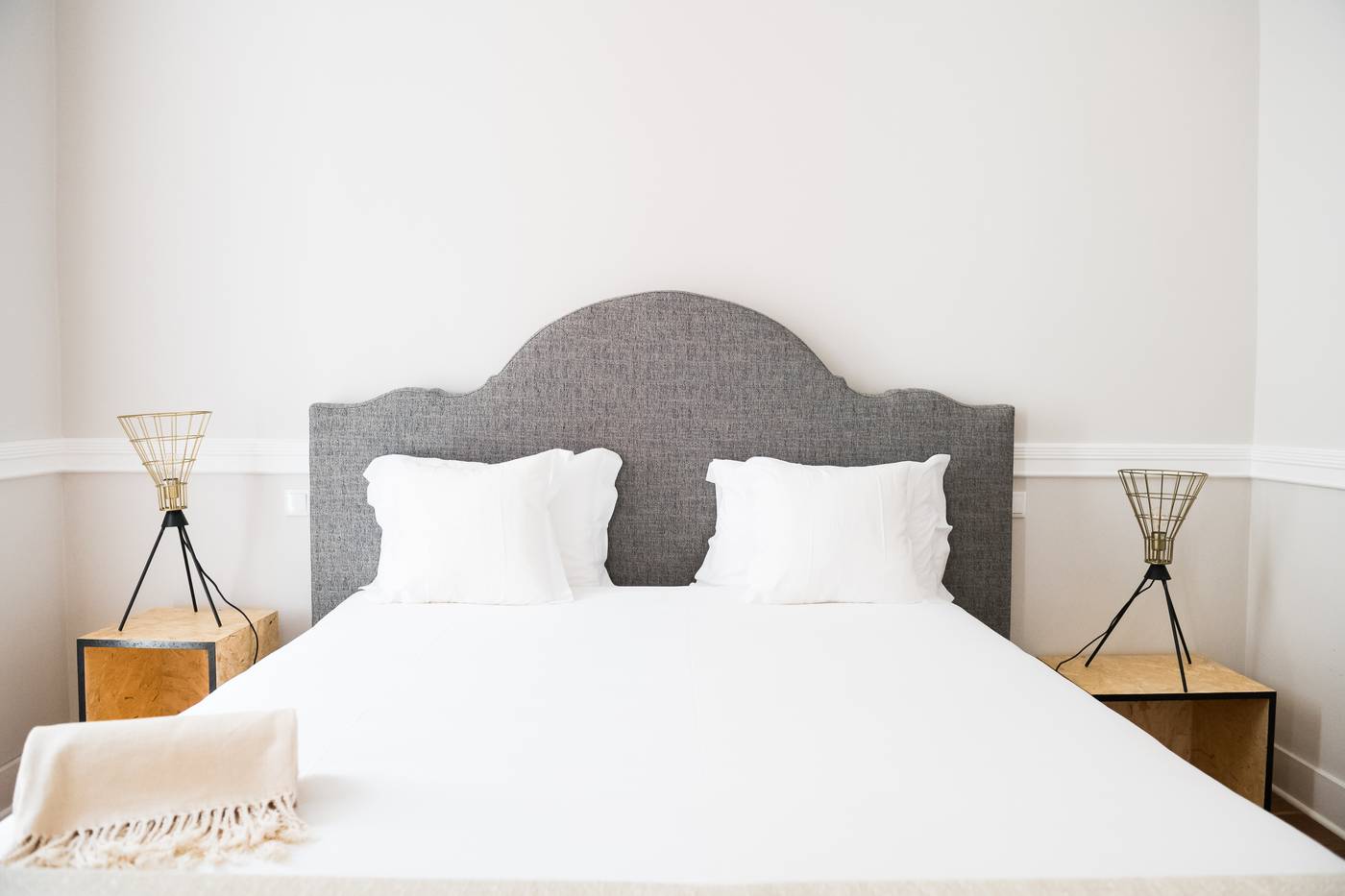 1869-PrIncipe-Real-Room-22