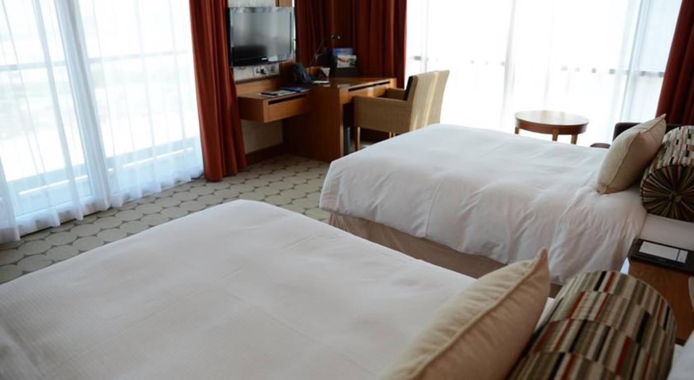 Yas-Island-Rotana-Room-30